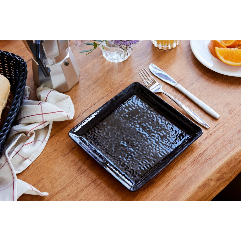 Квадратна чиния, черна, 19 см. Tahiti